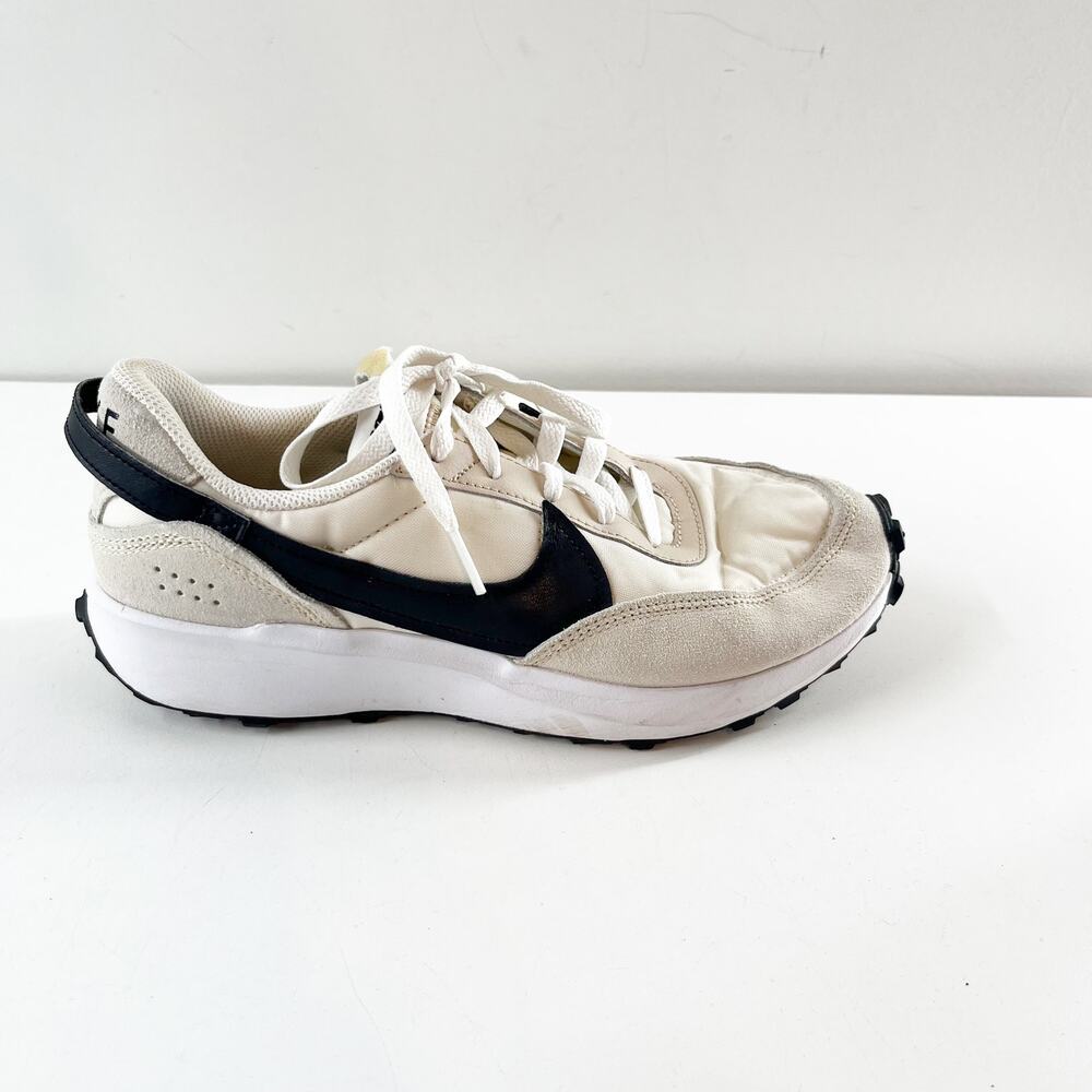 Nike Waffle Debut Low Top Running Sneakers Sanddrift/Phantom/White/Black 9 - Picture 6 of 8
